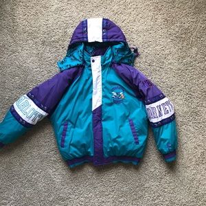 Charloette Hornets ProPlayer puffer